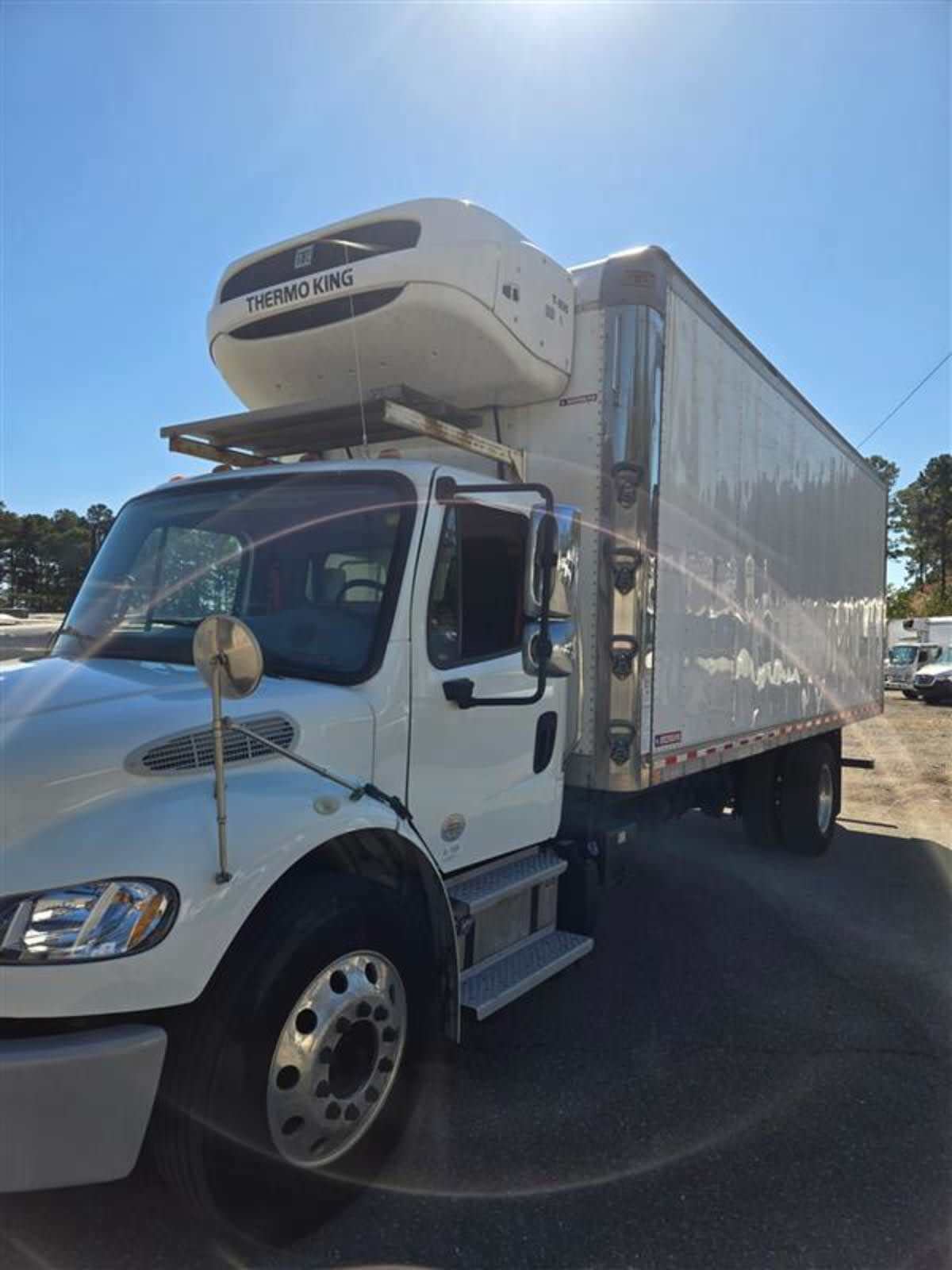 2019 FREIGHTLINER BUSINESS CLASS M2 106 in Richmond, VA