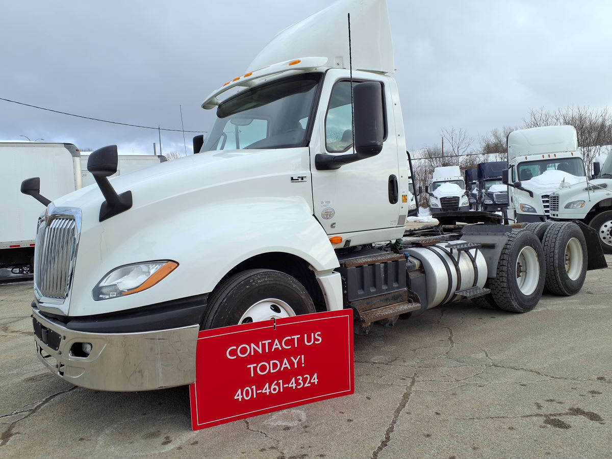 2019 INTERNATIONAL LT625 DAYCAB T/A in Warwick, RI