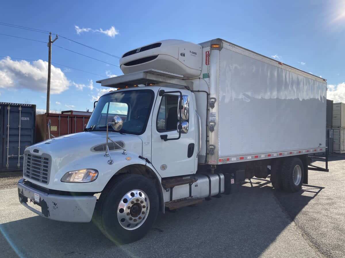 2019 FREIGHTLINER BUSINESS CLASS M2 106 in Springfield, MA