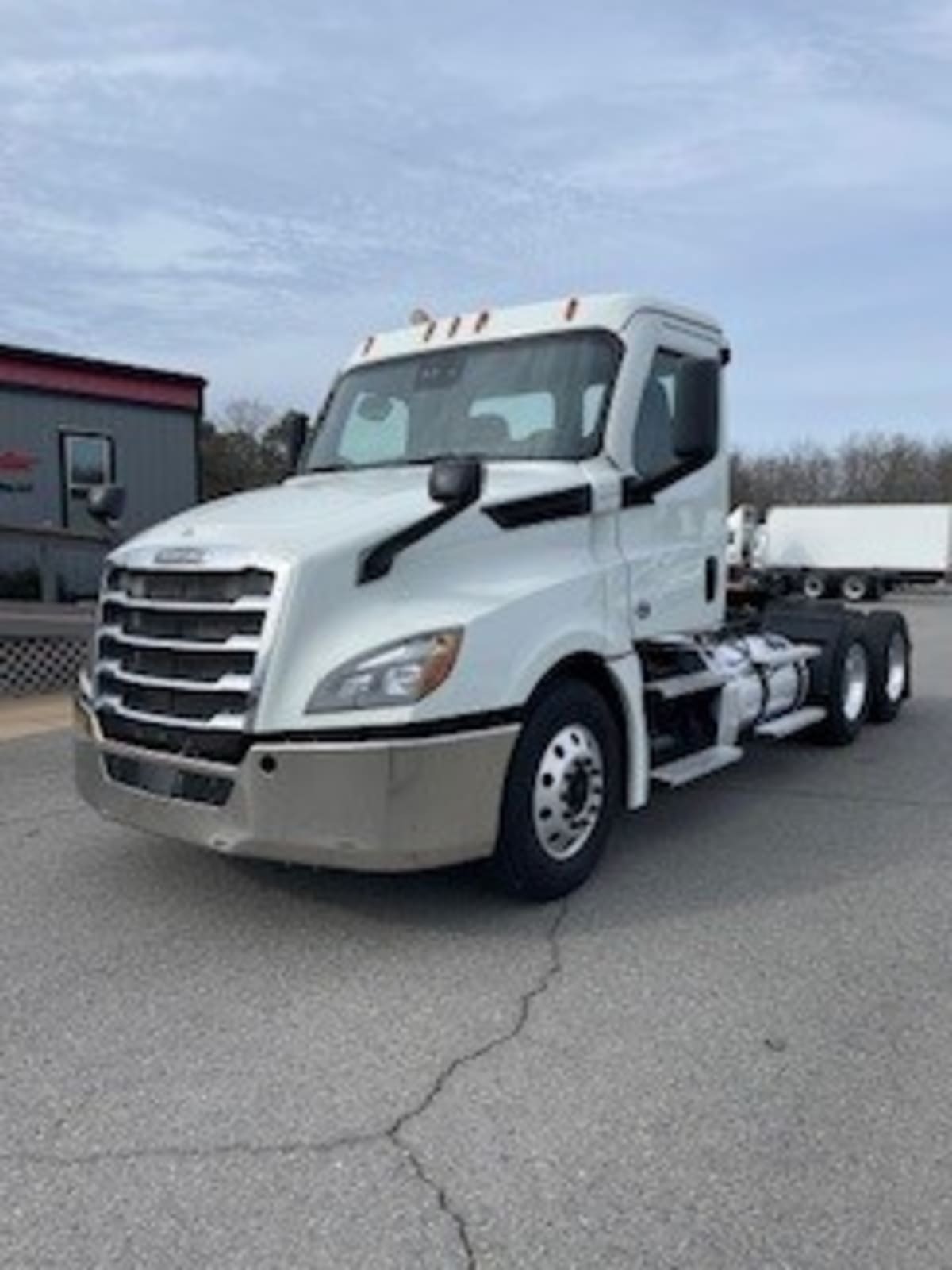 2021 FREIGHTLINER CASCADIA 126 in North Little Rock, AR