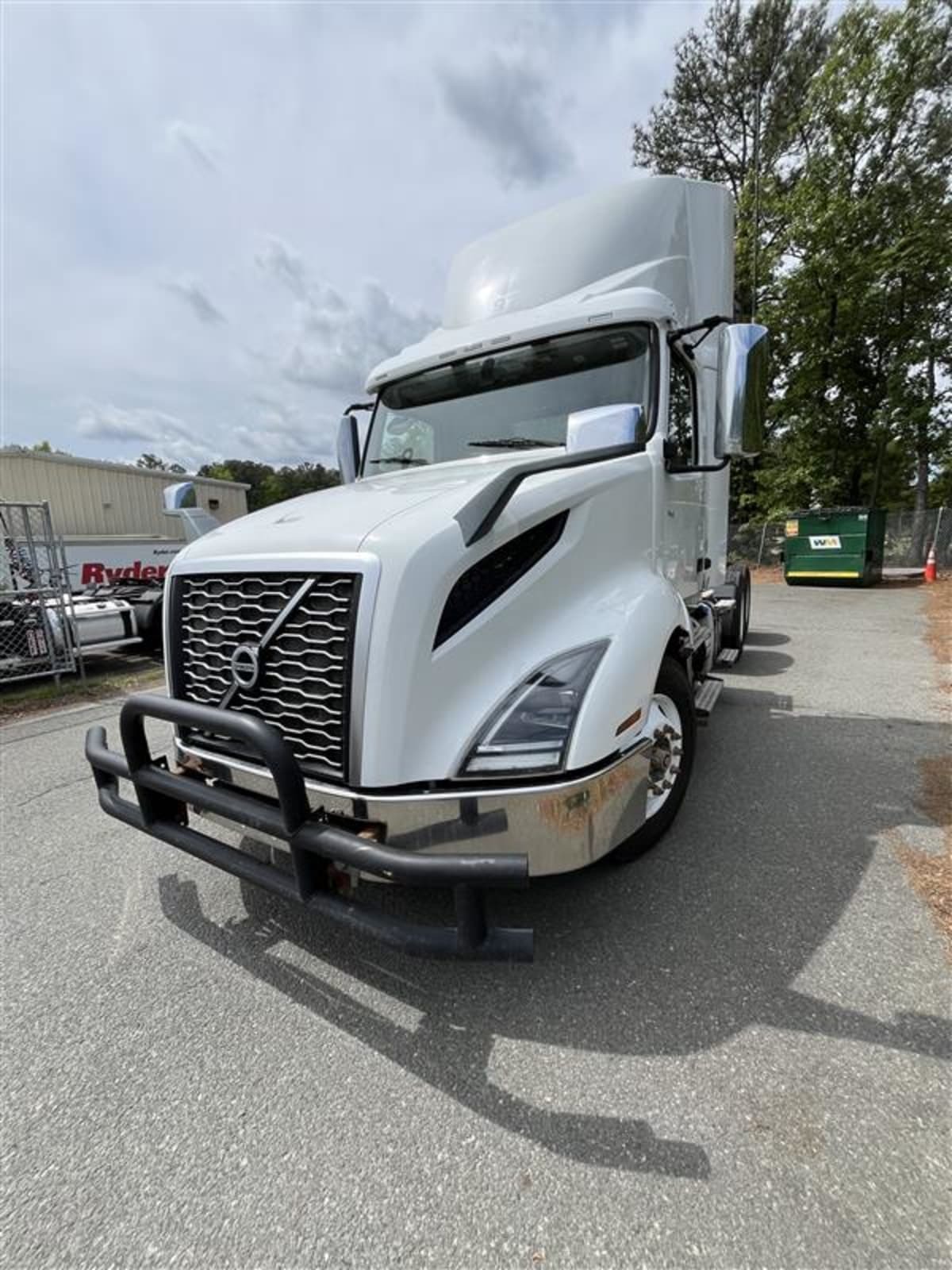 2020 VOLVO VNL64T-300 in Richmond, VA