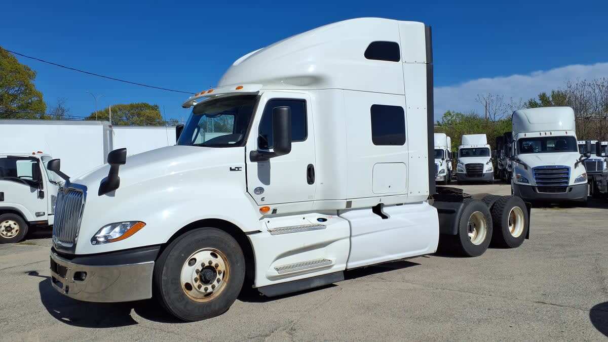 2020 INTERNATIONAL LT625 SLPR CAB in Warwick, RI