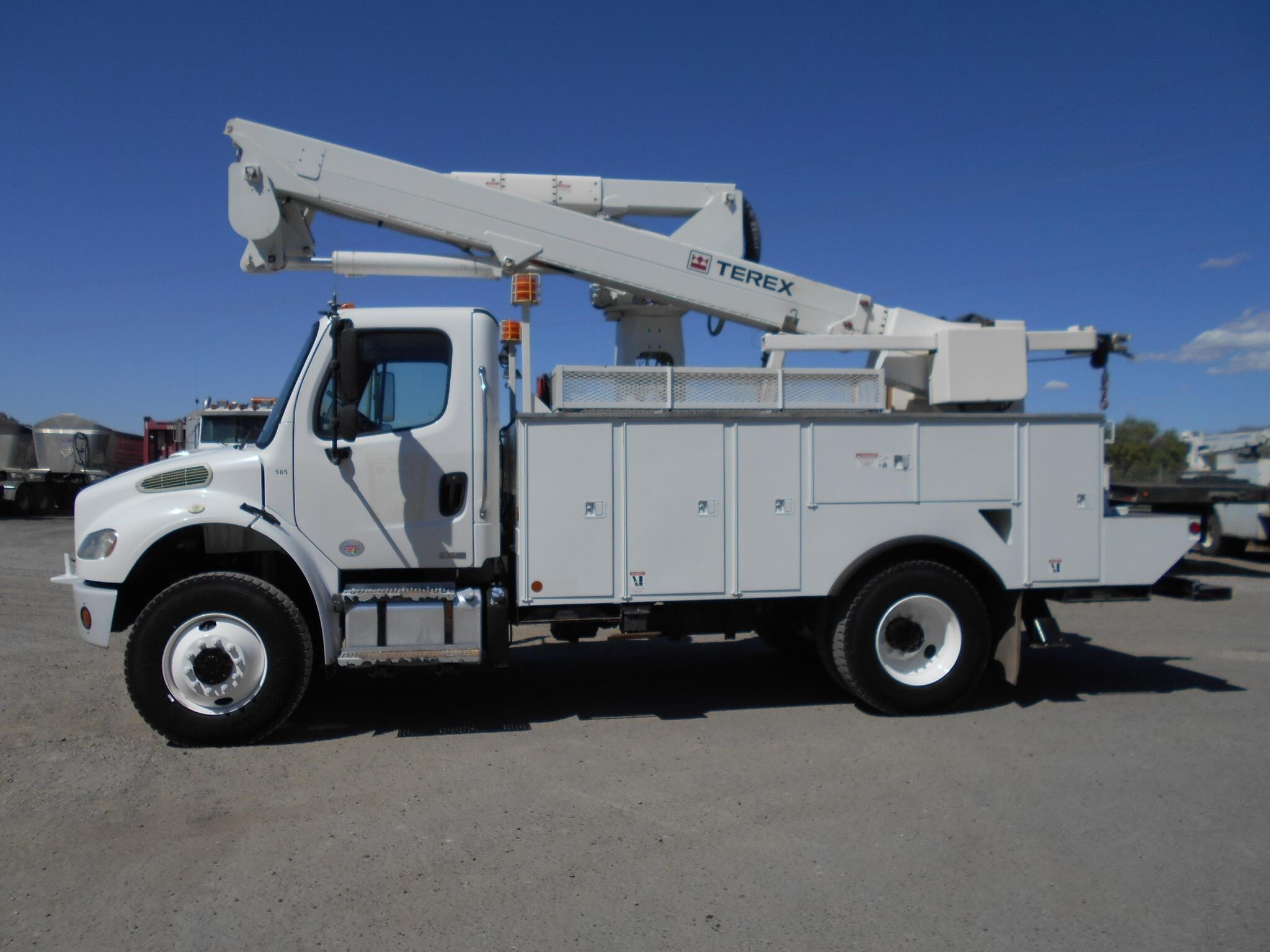 2011 TEREX HI RANGER TL45 in Tucson, AZ