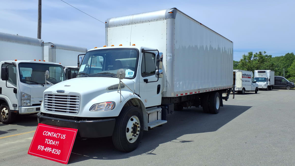 2021 FREIGHTLINER BUSINESS CLASS M2 106 in Salisbury, MA