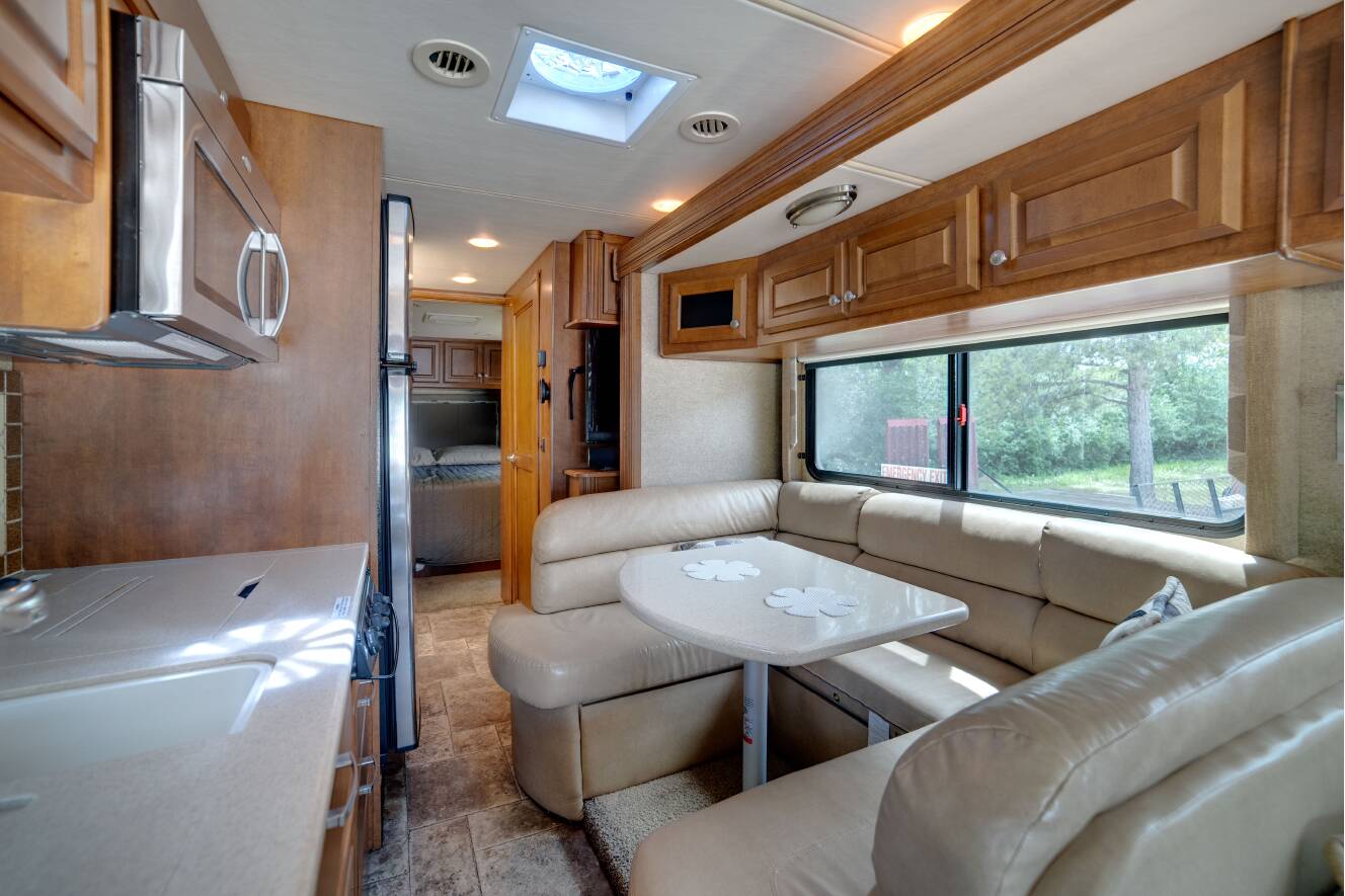 A photo of this 2013 Thor Motor Coach PALAZZO 33 1