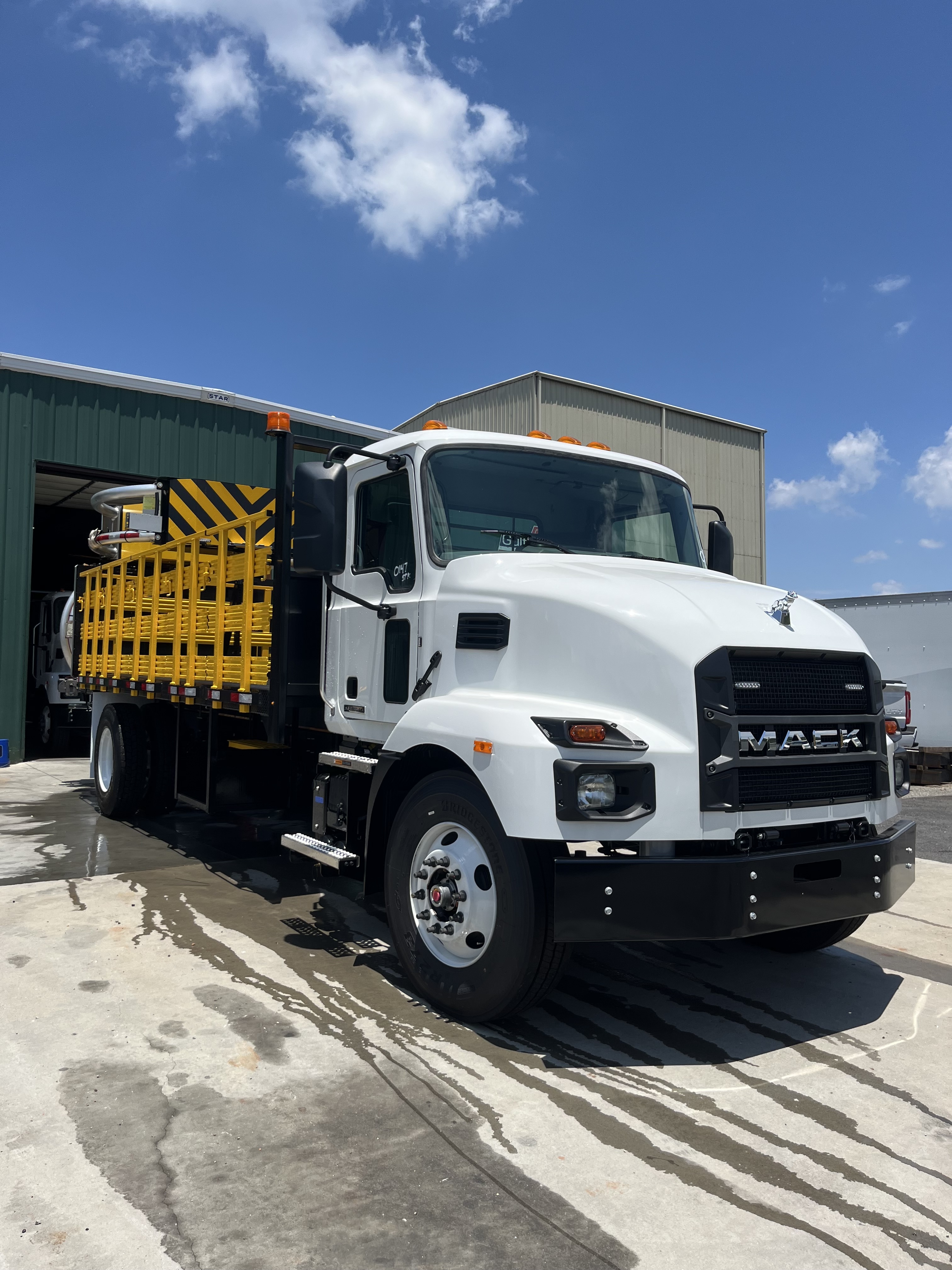 2027 MACK MD6 in Anderson, SC