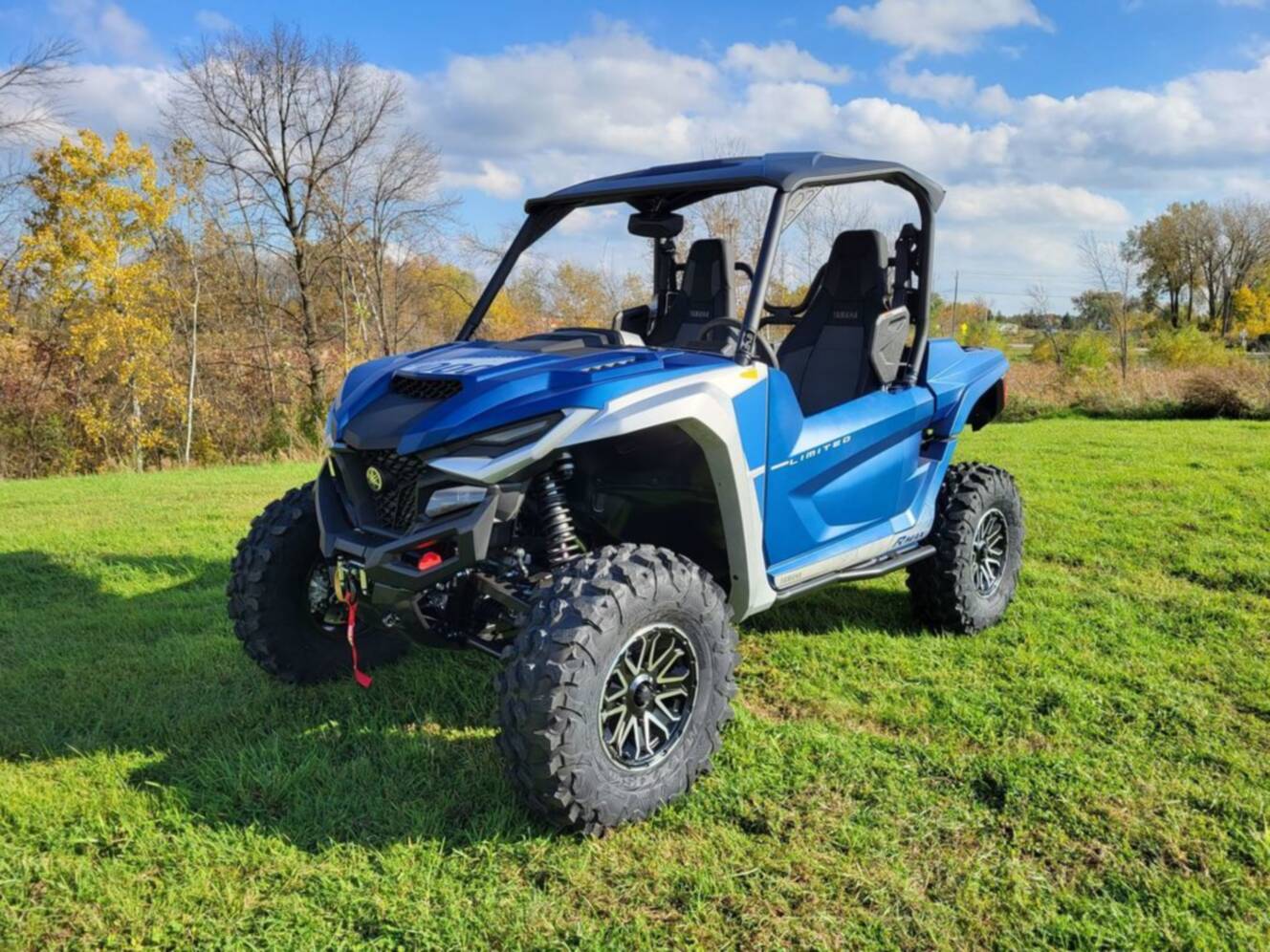 A photo of this 2026 Yamaha Wolverine Rmax2 1000 Limited