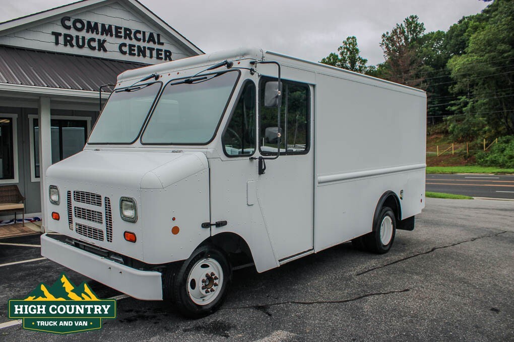 2014 FORD ECONOLINE in Fairview, NC