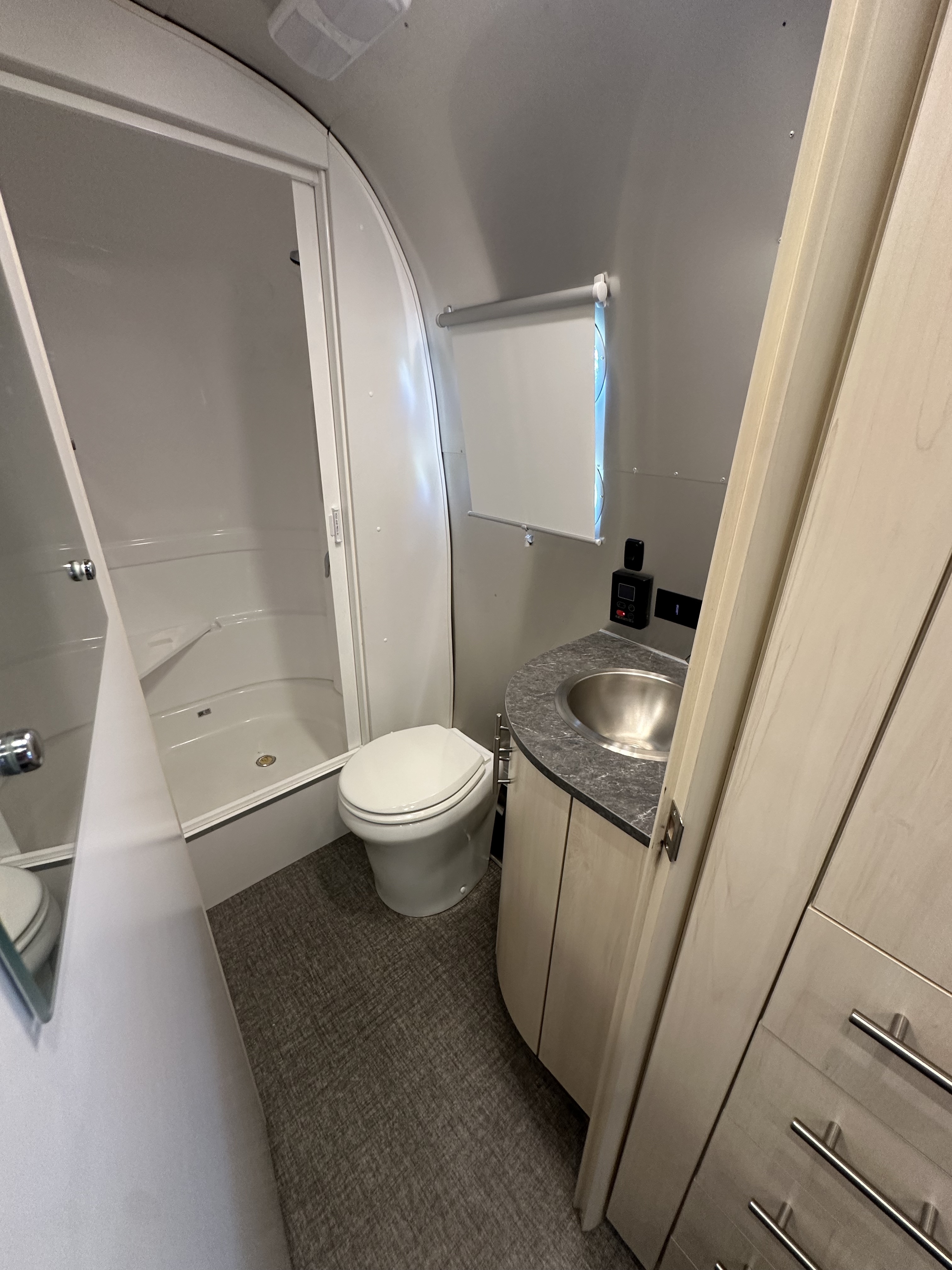 2023 Airstream FLYING CLOUD 30FB BUNK in tampa FL