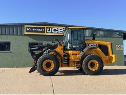 2025 JCB 437