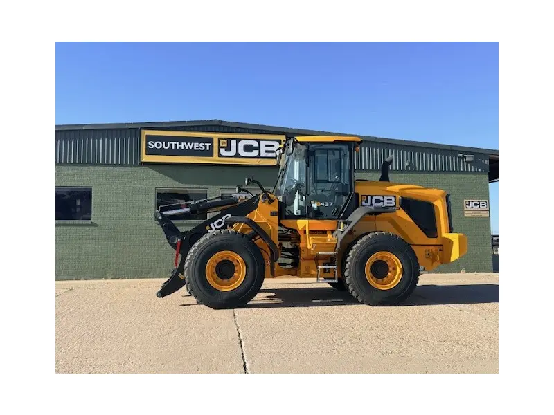 2025 JCB 437
