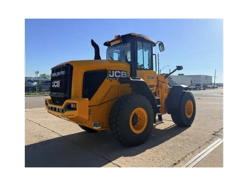 2025 JCB 437