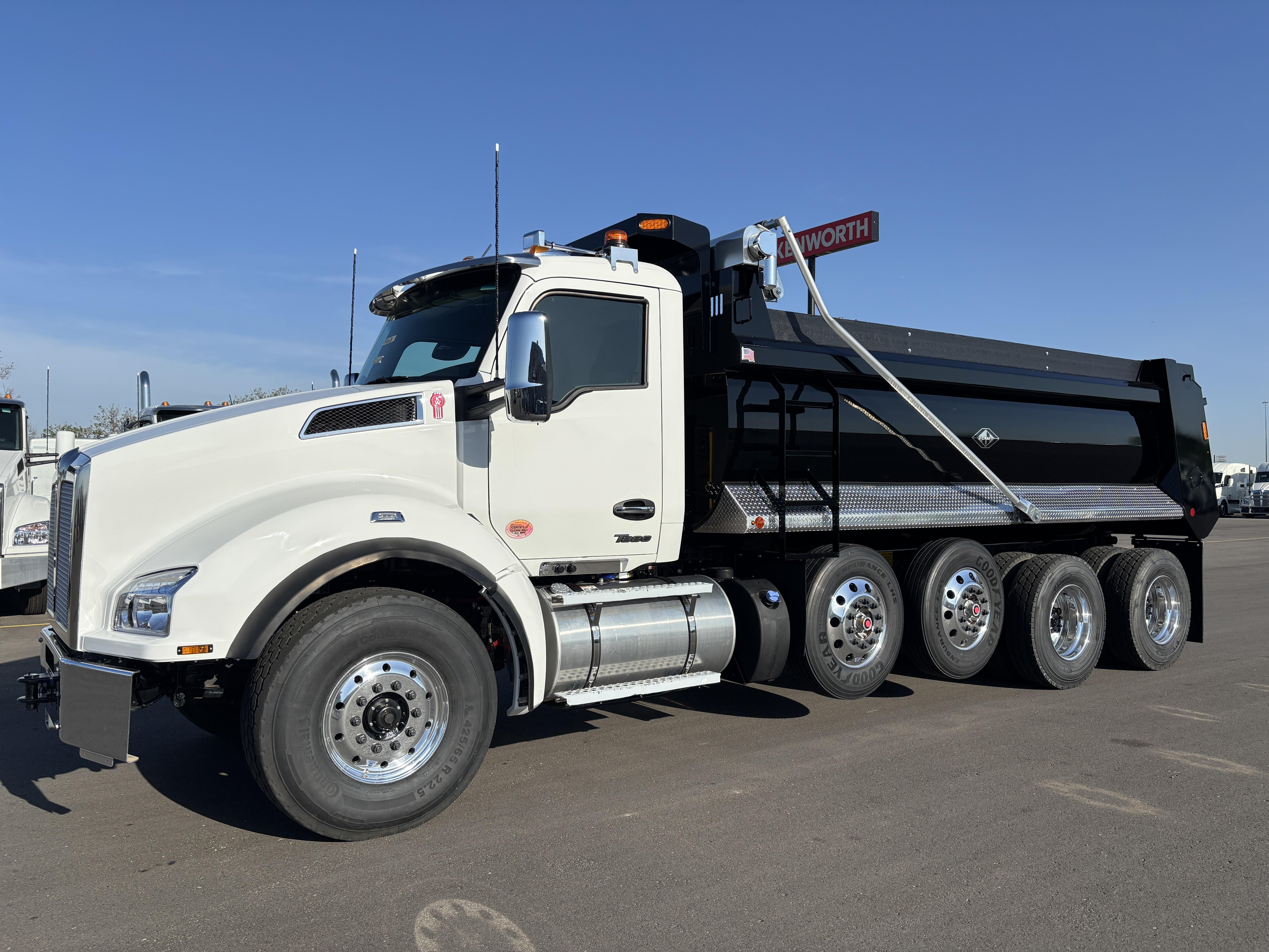 2026 KENWORTH T880 in Fargo, ND