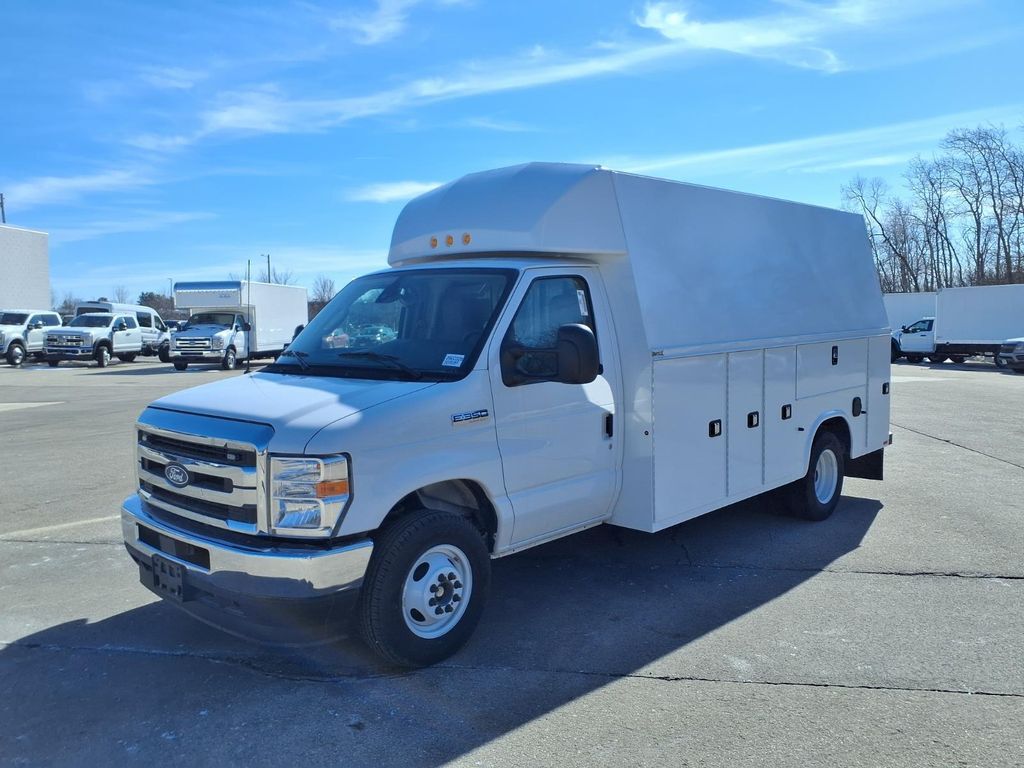 2026 FORD ECONOLINE in Franklin, WI