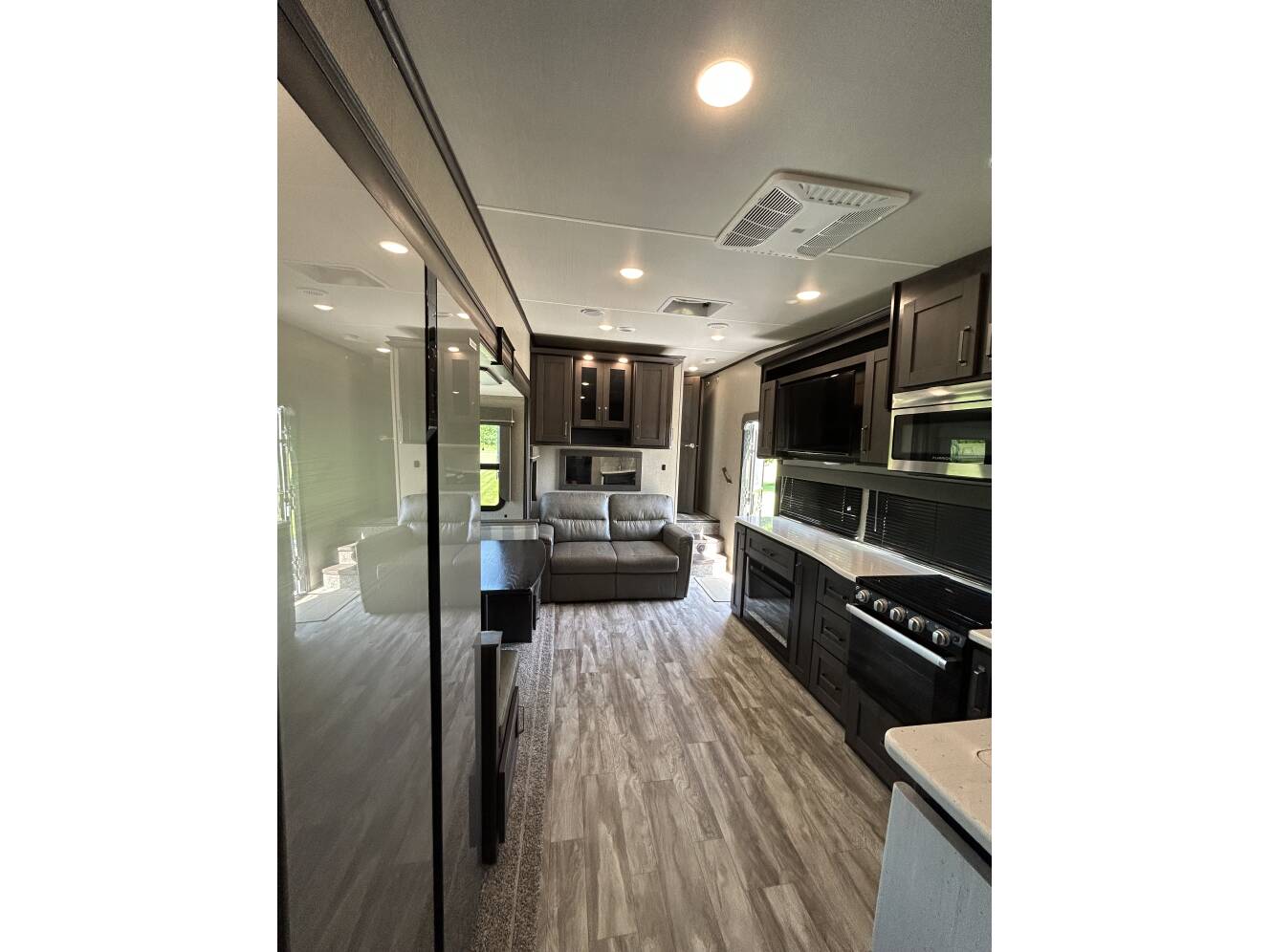A photo of this 2022 Grand Design REFLECTION 28BH