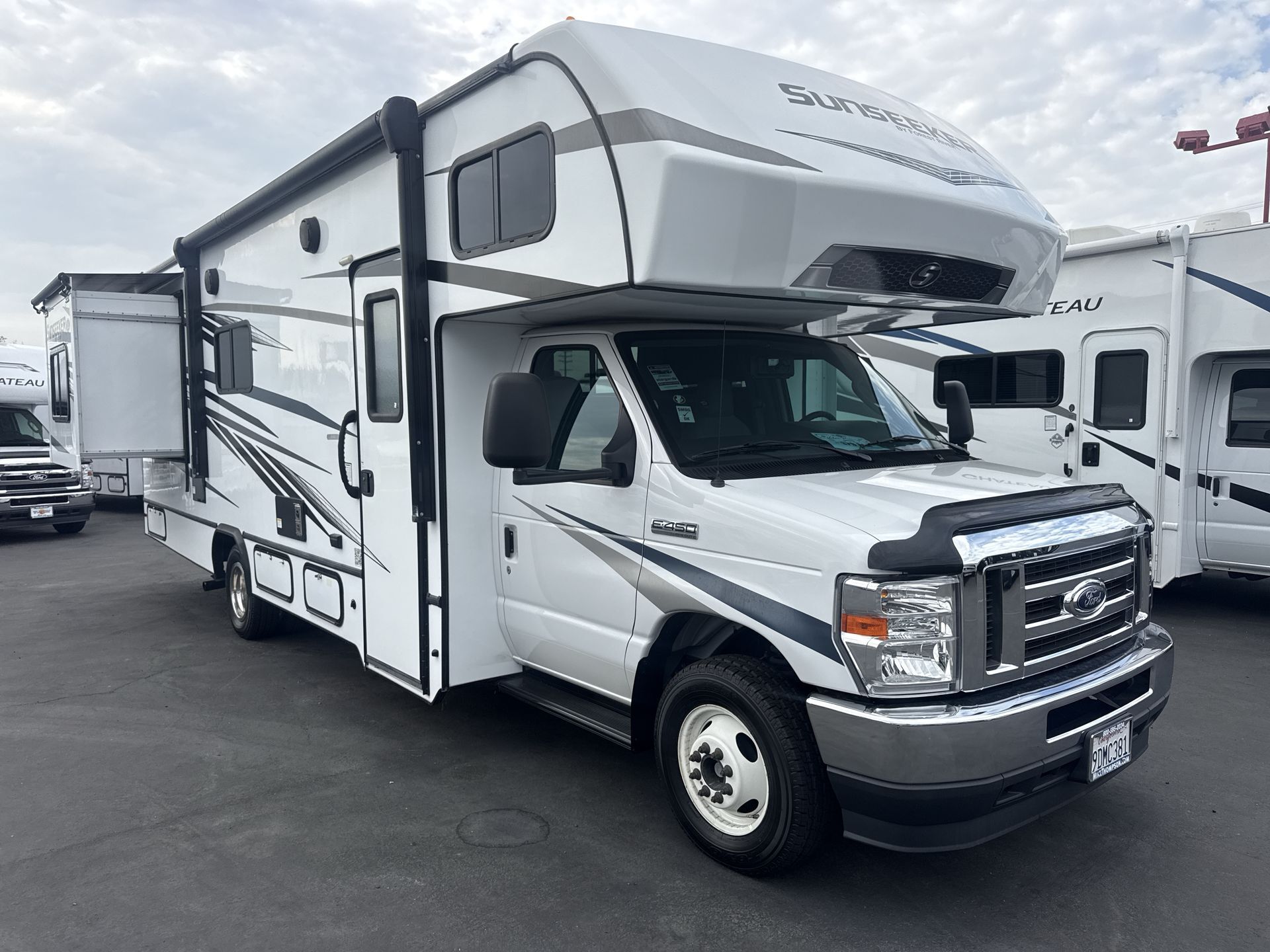 2023 Forest River SUNSEEKER 2550 DS RV