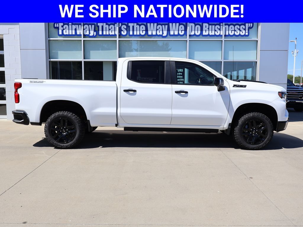2026 CHEVROLET Silverado 1500 in East Liverpool, OH
