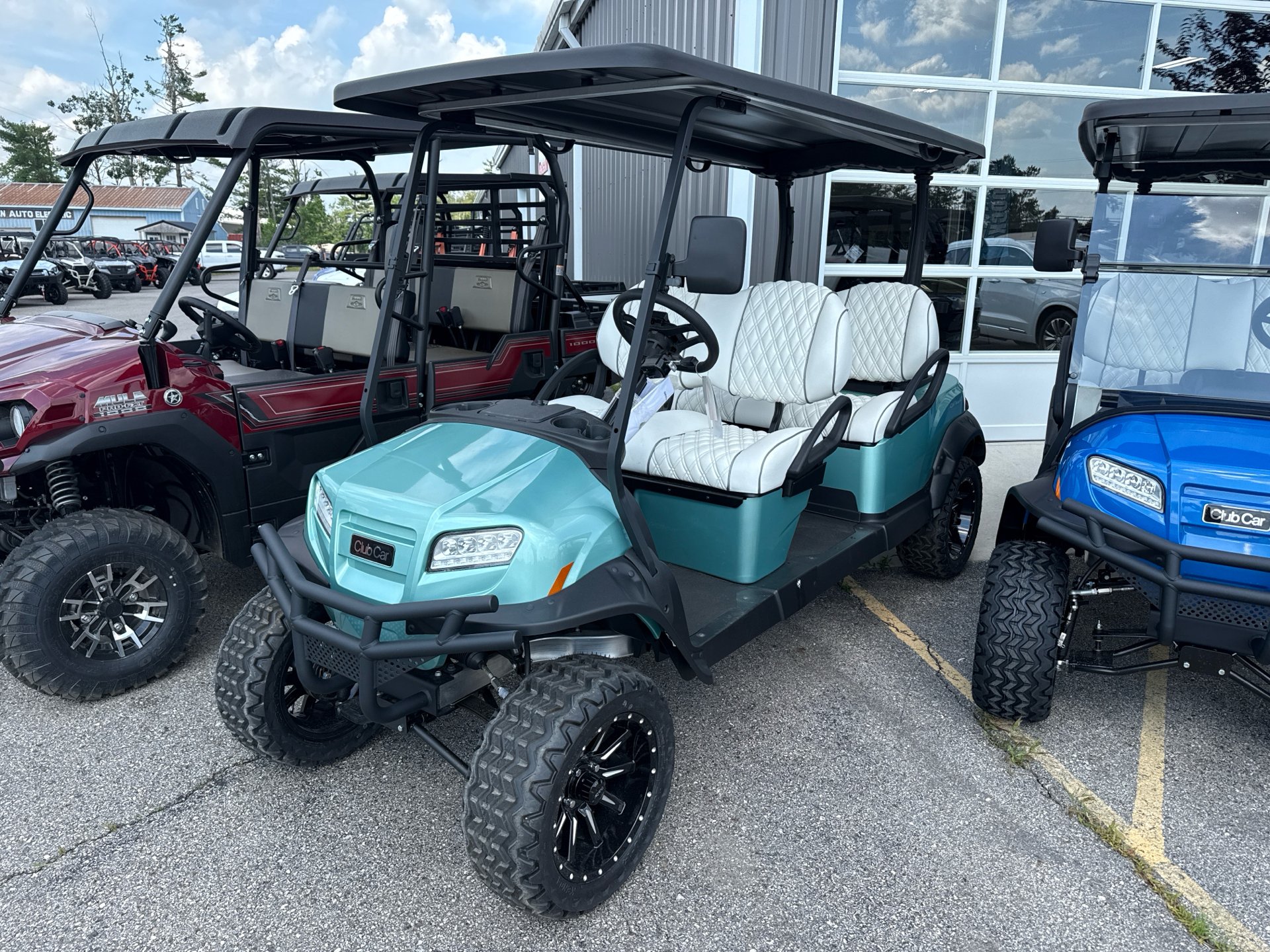 2025 Club Car Onward 4 Forward Lifted Gas LIFTED 4 PASSENGER in gaylord MI