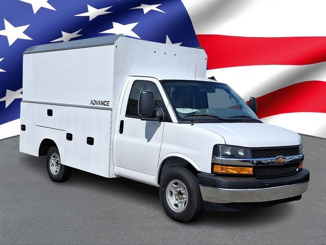 2025 CHEVROLET Express 3500 in Woodbine, NJ