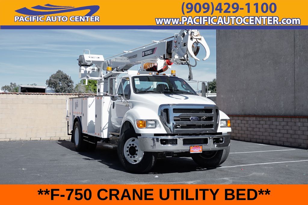 2015 Ford F-750SD in Fontana, CA
