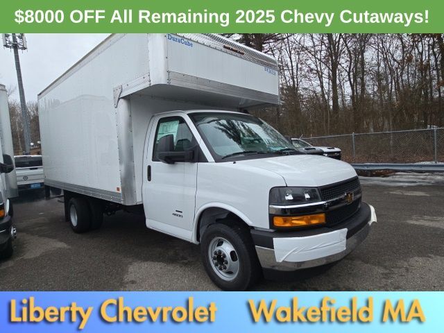 2025 Chevrolet Express Cutaway in Wakefield, MA