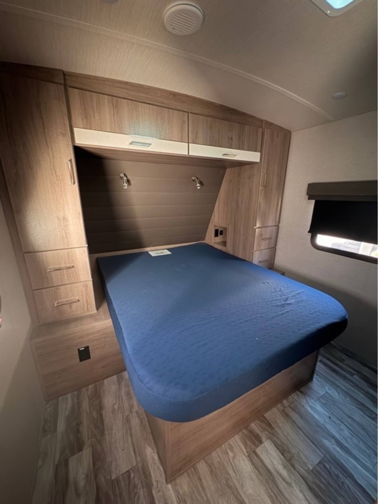 A photo of this 2022 Grand Design Imagine 2600RB