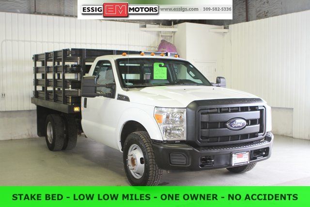 2015 FORD F350 in Aledo, IL