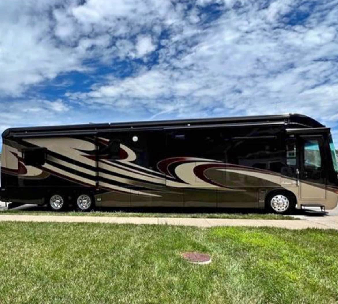 2013 Entegra Coach ANTHEM 44DLQ RV