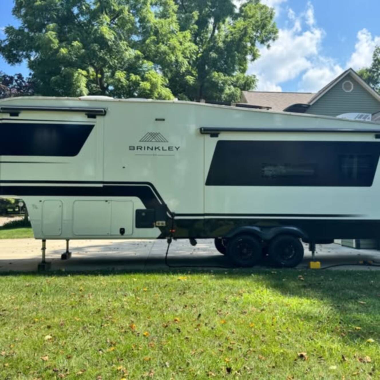 A photo of this 2024 Brinkley MODEL Z 3100