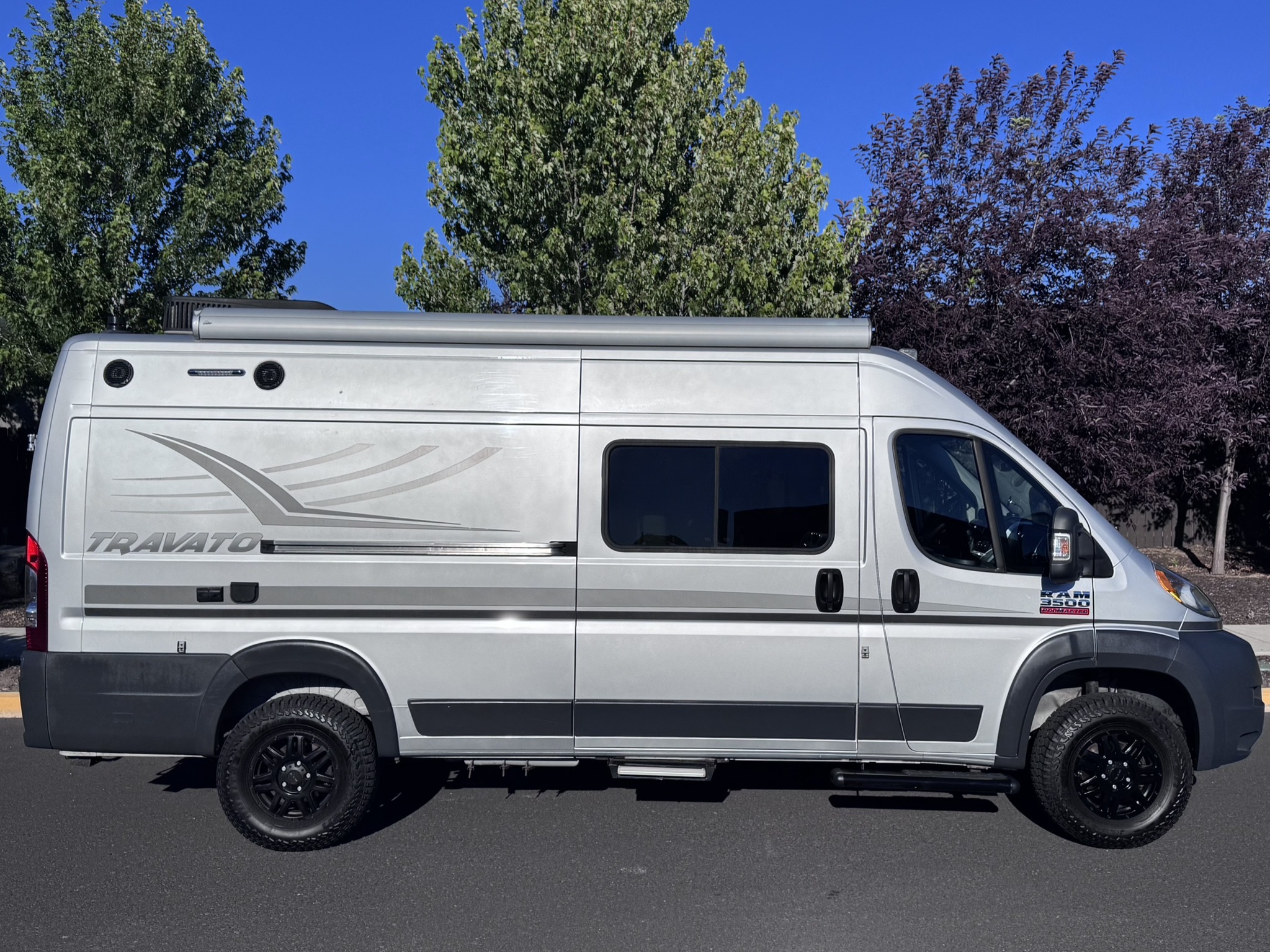 2014 Winnebago TRAVATO 59G RV