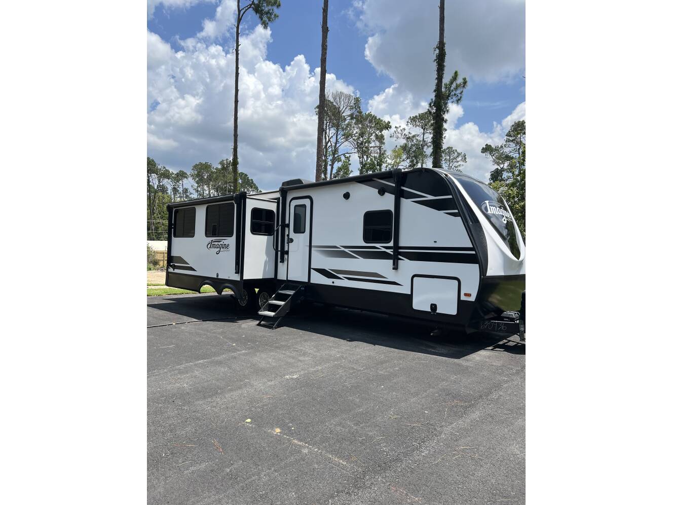 A photo of this 2021 Grand Design IMAGINE 2970RL