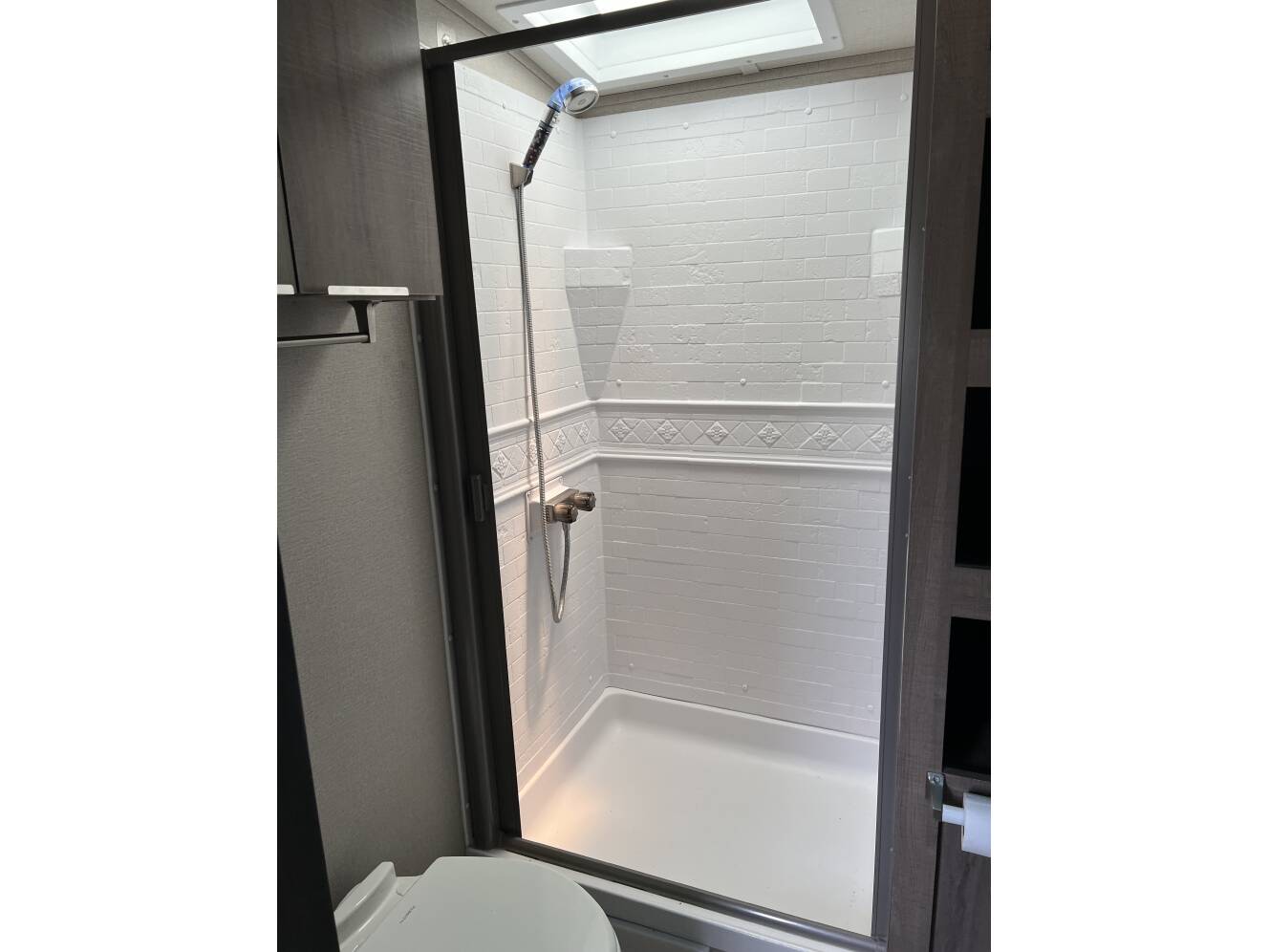 A photo of this 2021 Grand Design IMAGINE 2970RL