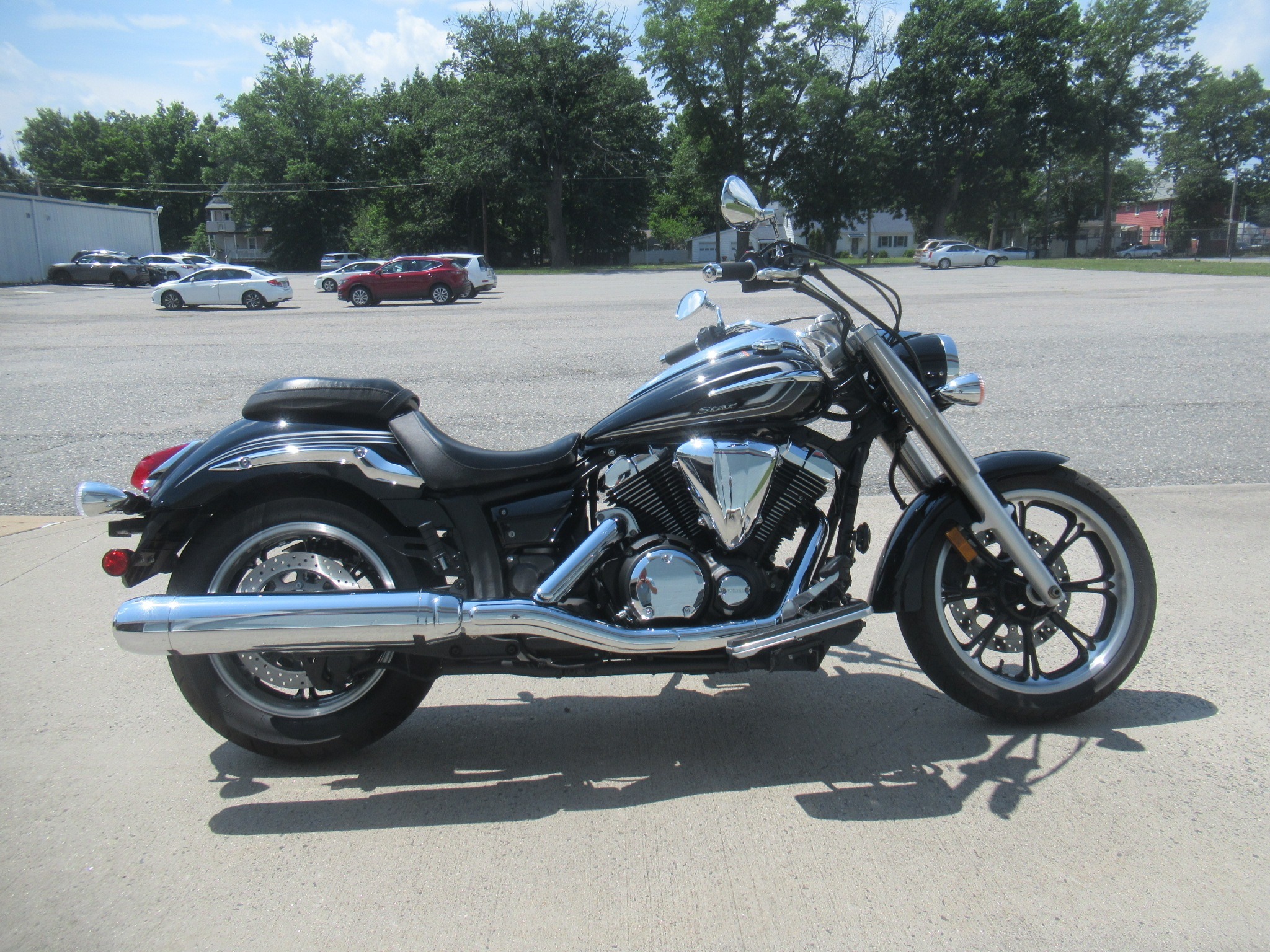 2015 Yamaha V Star 950 BASE in Springfield, MA