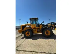 2025 JCB 437