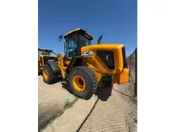 2025 JCB 437