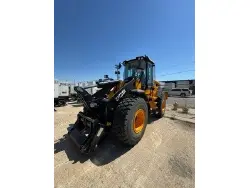 2025 JCB 437