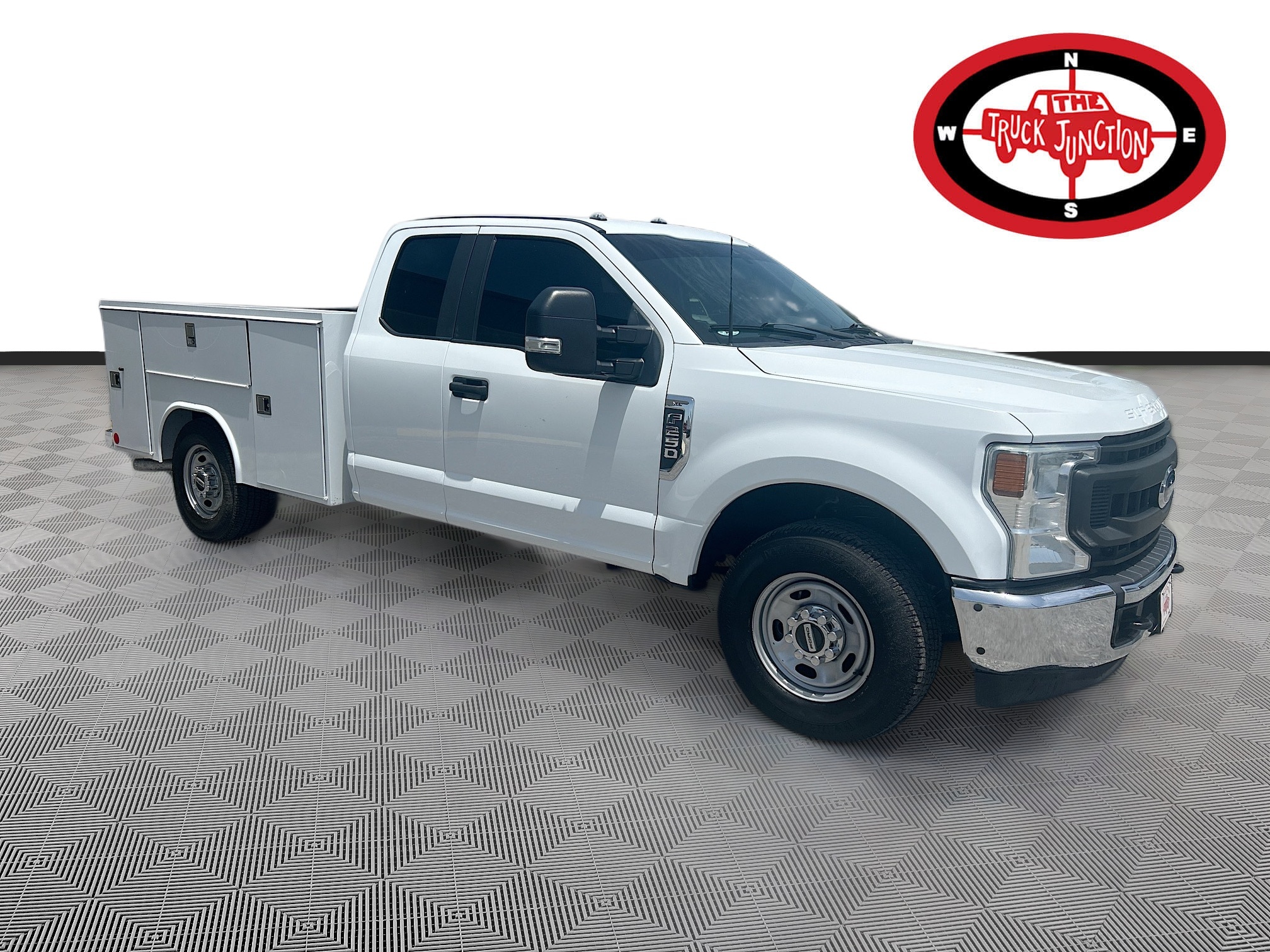 2022 FORD F250 XL in Osprey, FL