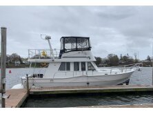 4 Cruising Tugs and Trawlers Under 40 Feet image