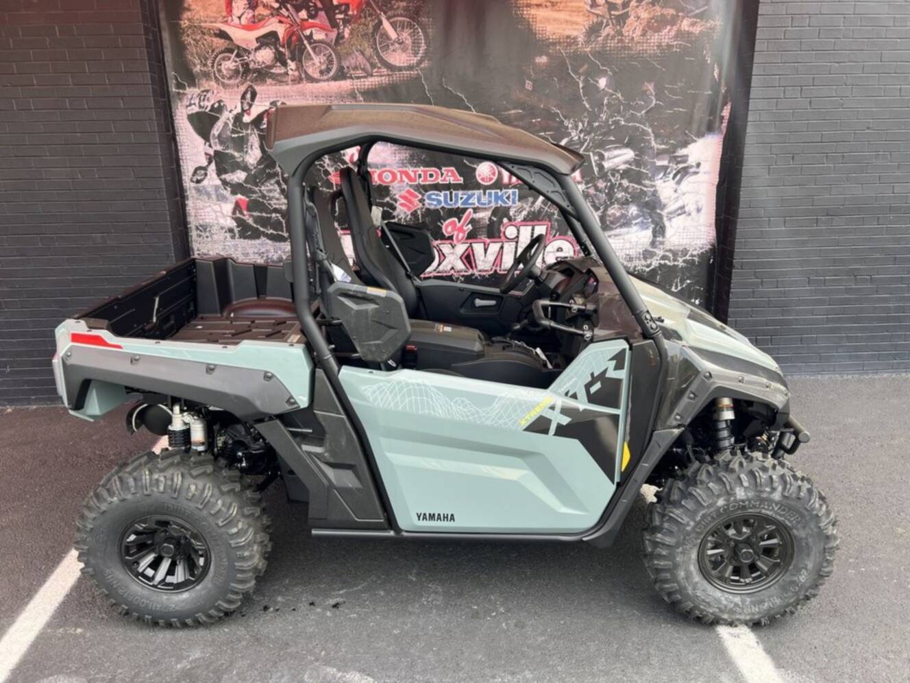 A photo of this 2026 Yamaha Wolverine X2 850 Xt-R