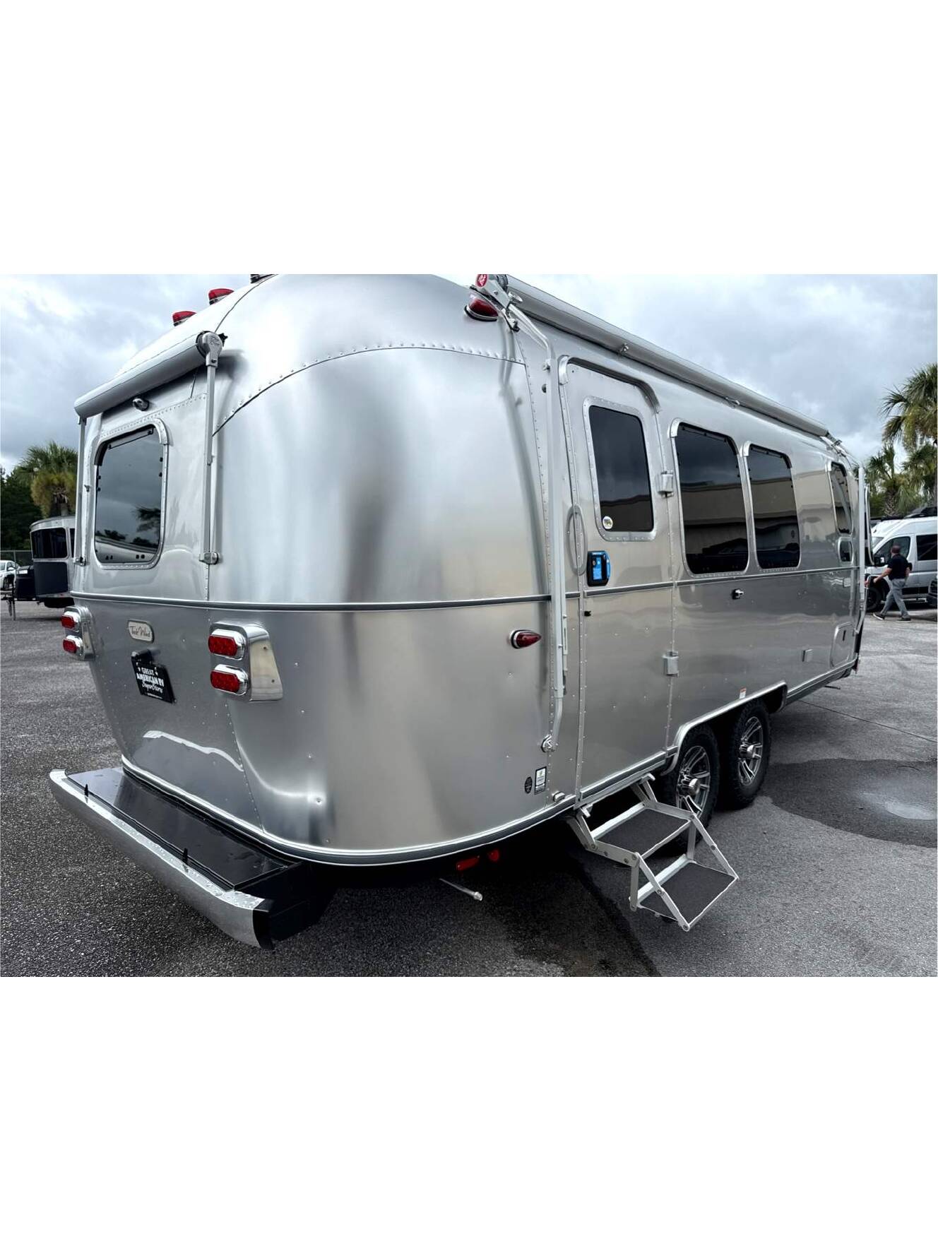 A photo of this 2026 Airstream Trade Wind 23FBT
