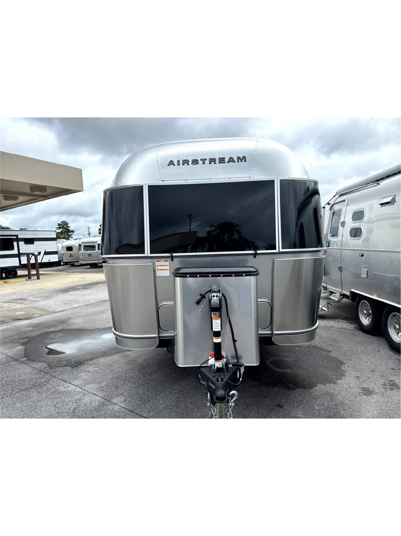 A photo of this 2026 Airstream Trade Wind 23FBT