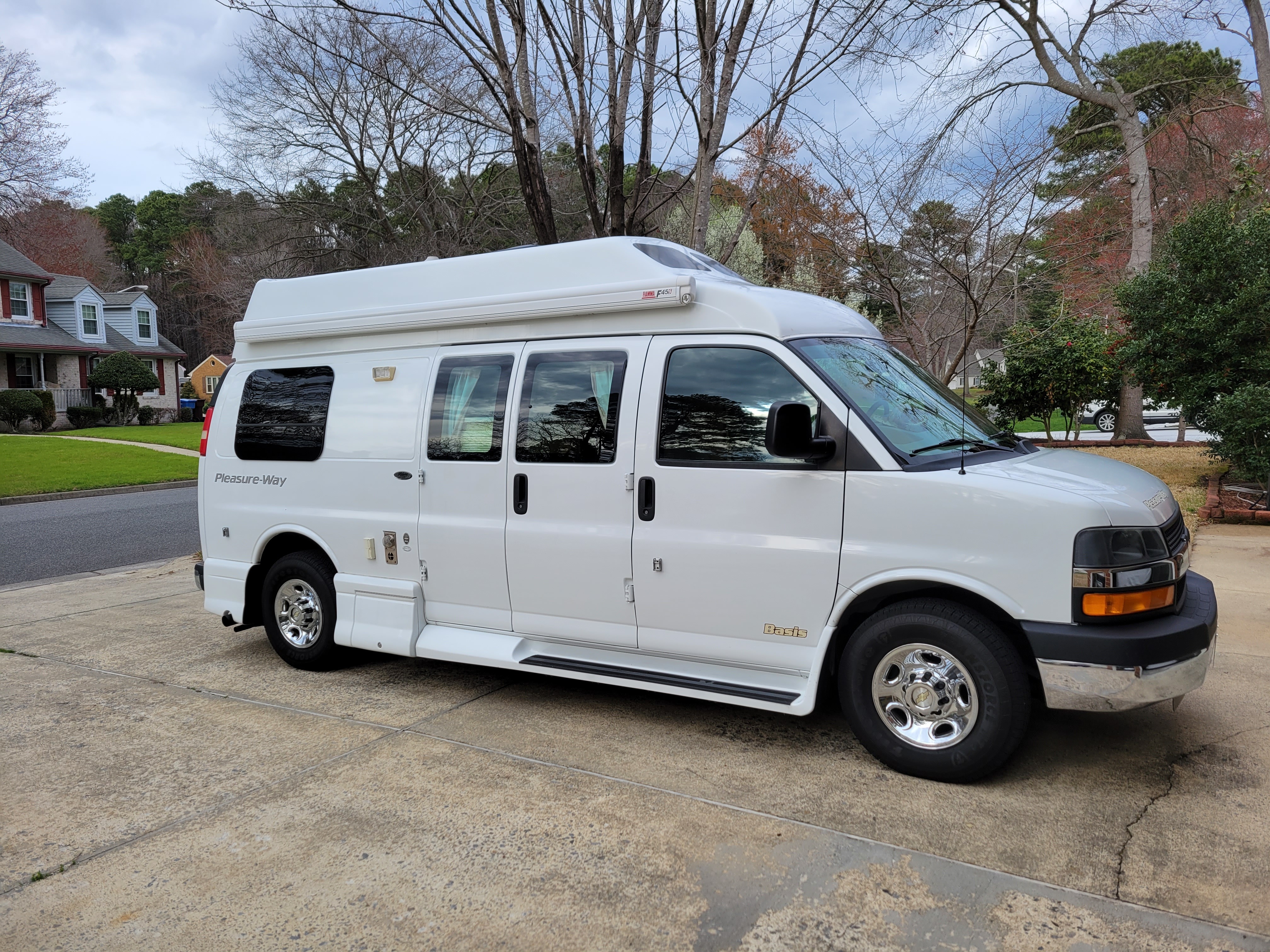 2012 Pleasure Way BASIS RV