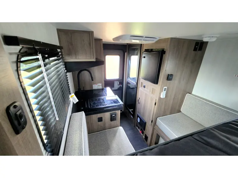 2026 Travel Lite Rv Up Country 575U-XS