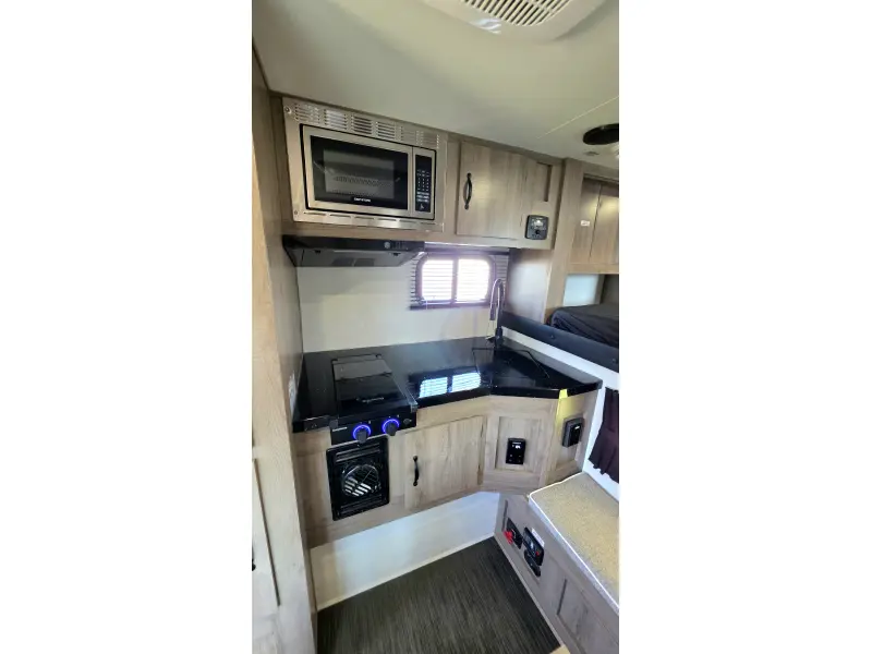 2026 Travel Lite Rv Up Country 850U