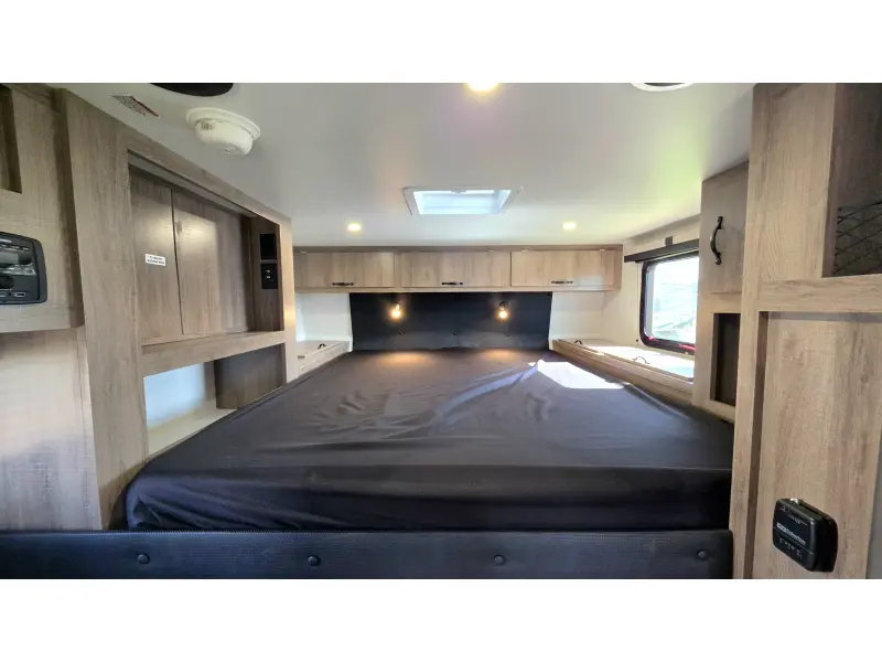 2026 Travel Lite Rv Up Country 850U