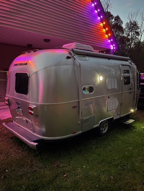 2016 Airstream FLYING CLOUD 19 BUNK in meadville PA