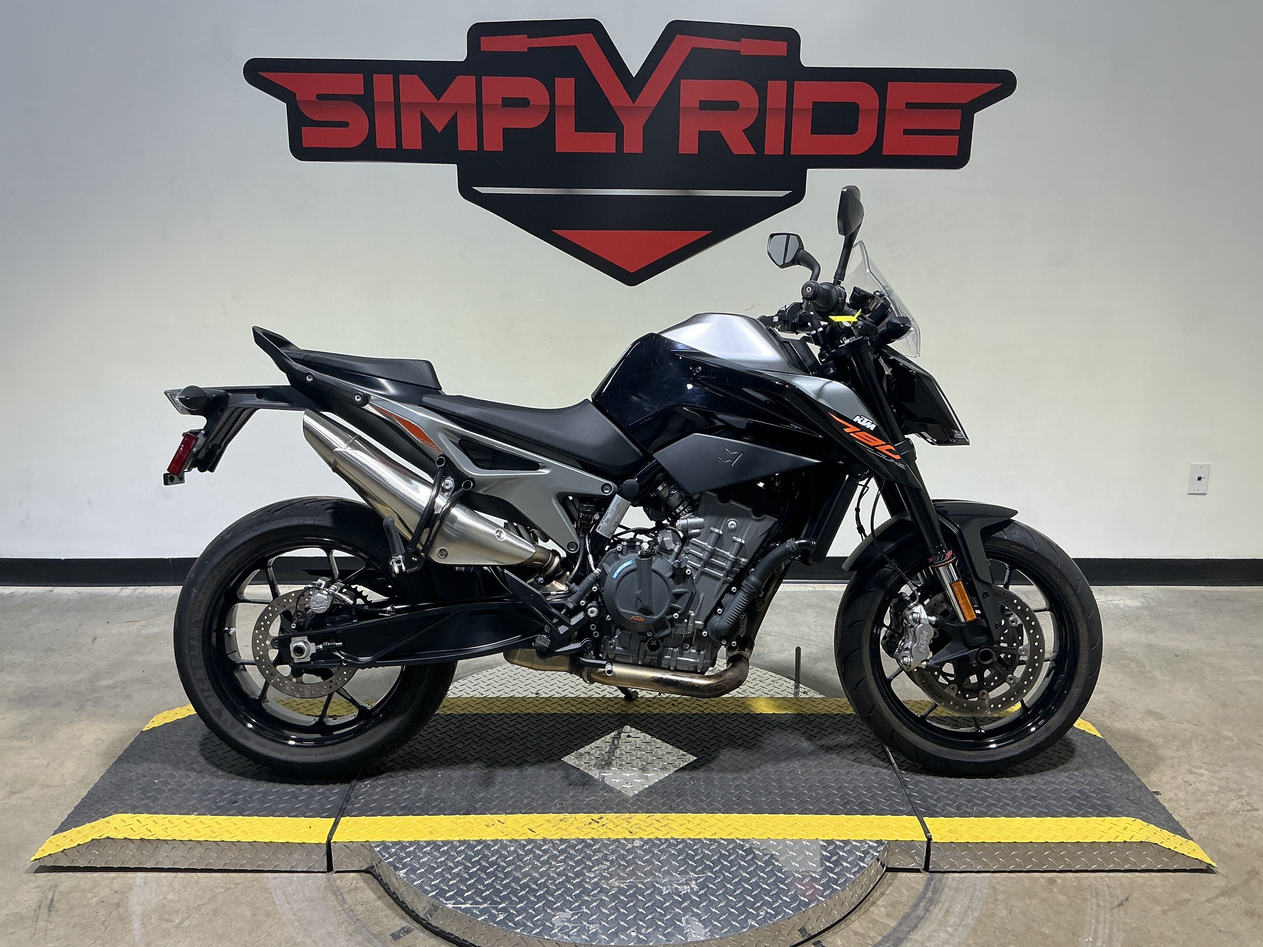 2019 KTM 790 Duke DUKE in Eden Prairie, MN