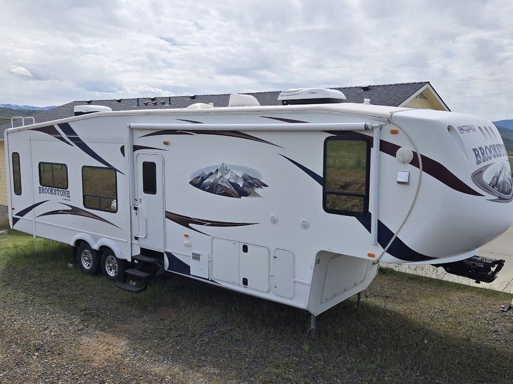 2011 Coachmen Brookstone 354TS in sweet ID