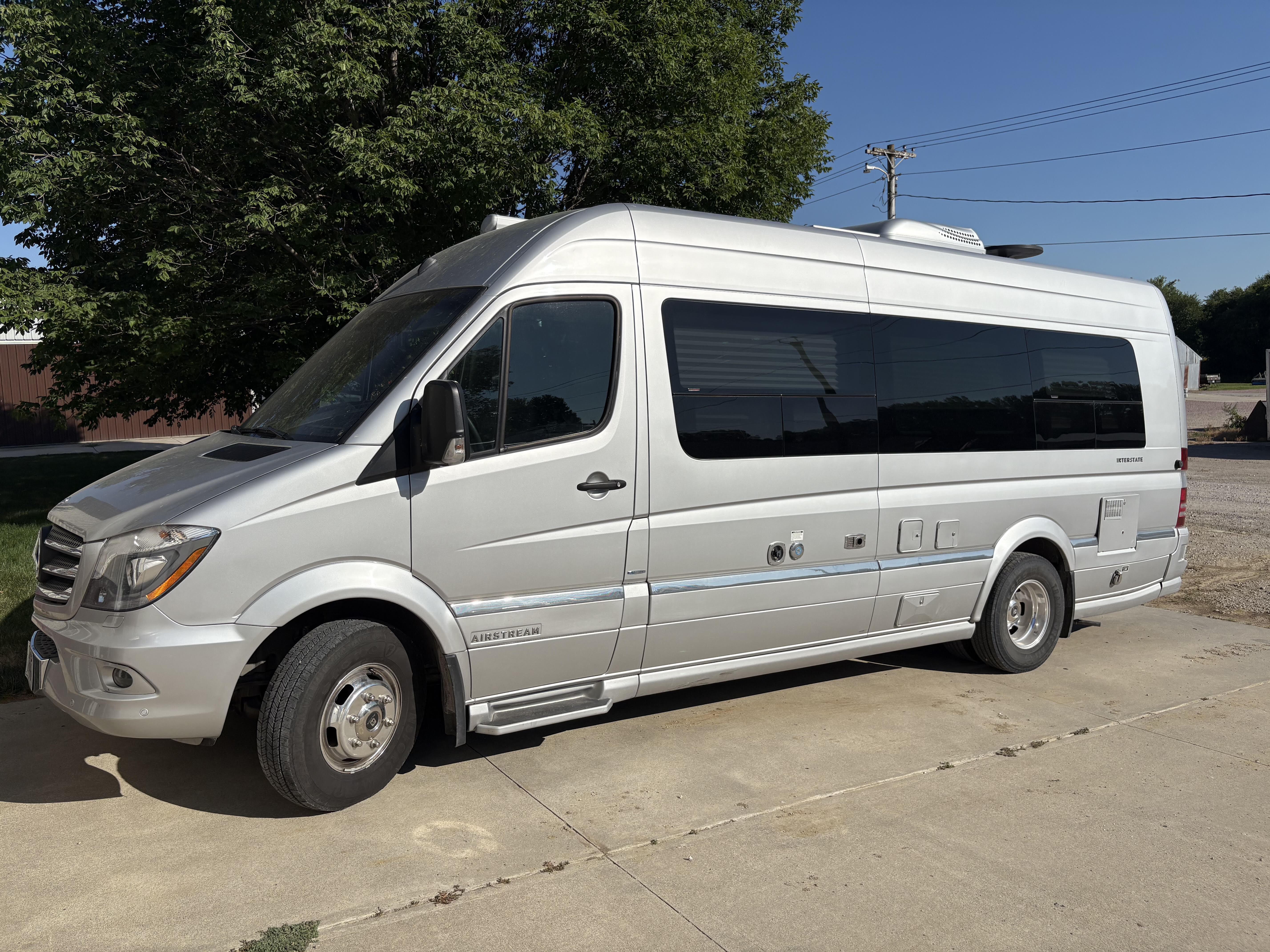 2014 Airstream INTERSTATE 24 LOUNGE EXT RV