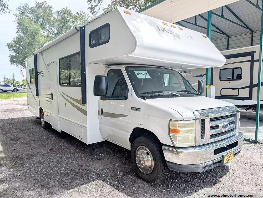 2012 Thor Majestic 28A in summerfield FL